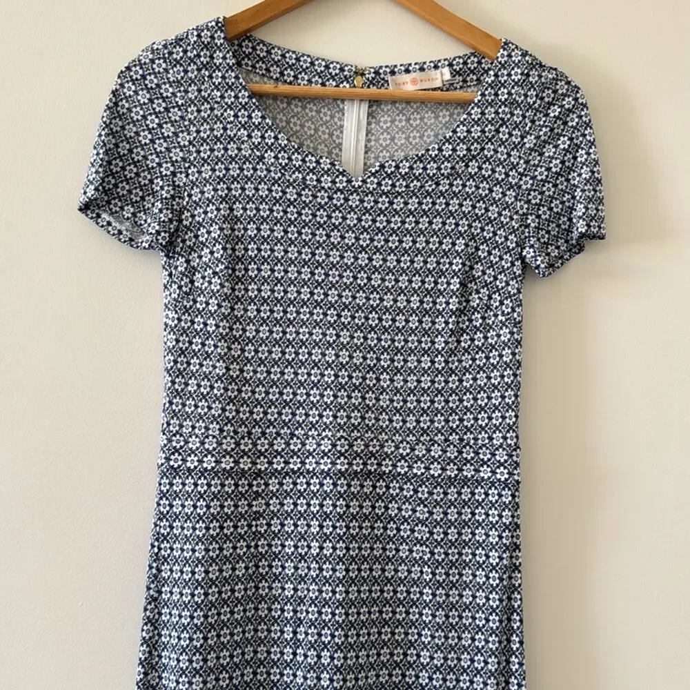 Tory Burch Blue White Geometric Midi Dress XS Tailored Short Sleeve Minimalist
